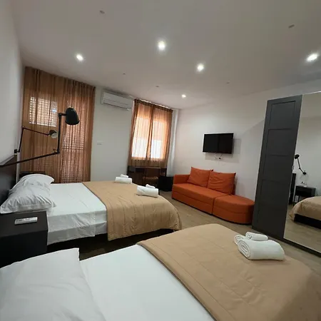 Marelunaroom Pensionat *