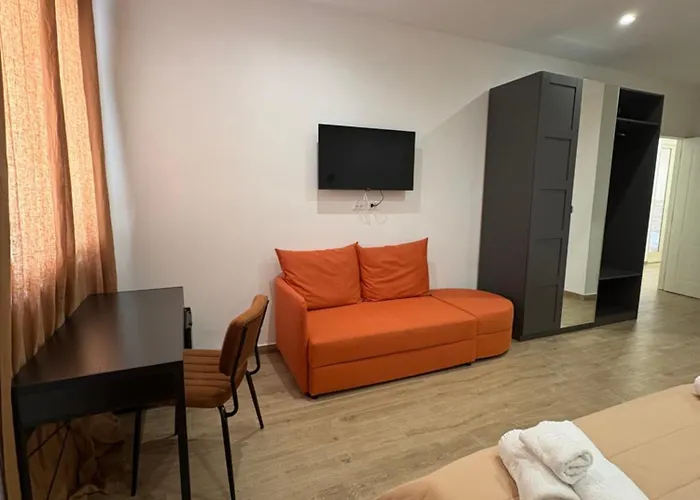 Marelunaroom Vendégház *